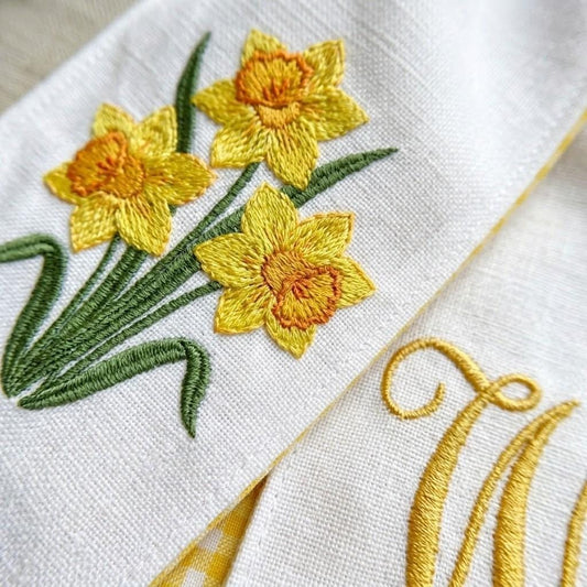 Custom Embroidered Daffodil Wreath Sash, Monogrammed Door Sash, Spring Gingham Front Door Bow, Personalized Flower Wreath Decor